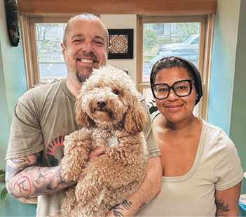 B-W residents Damian Erskine and Sarah Clarke make music together. Their dog, Apollo, is part of the family. Photo by David Friedman.